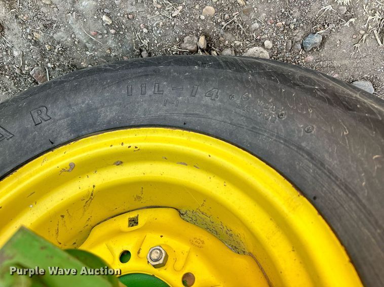 image for item NU9465 John Deere 9300 hoe grain drill