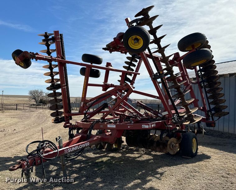 image for item NU9466 Sunflower  1233-29 tandem disk