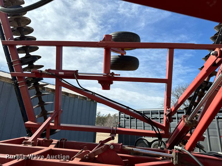 image for item NU9466 Sunflower  1233-29 tandem disk