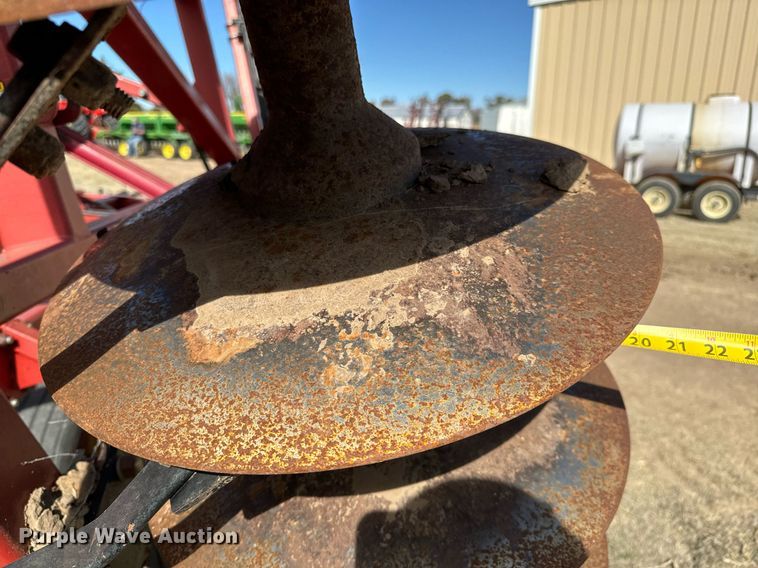 image for item NU9466 Sunflower  1233-29 tandem disk