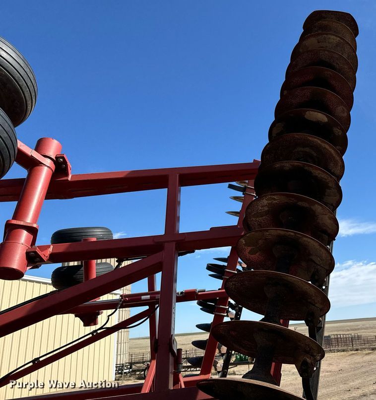 image for item NU9466 Sunflower  1233-29 tandem disk