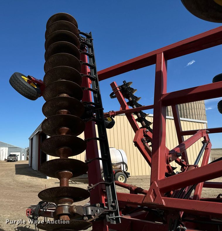 image for item NU9466 Sunflower  1233-29 tandem disk