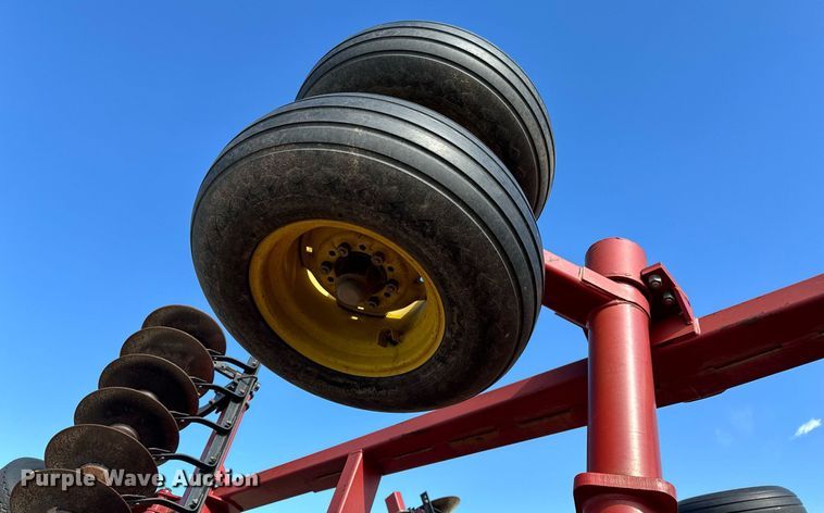 image for item NU9466 Sunflower  1233-29 tandem disk