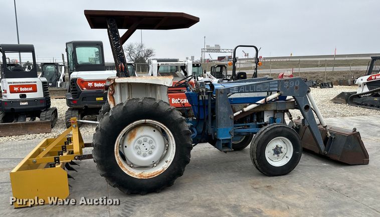 image for item NU9508 Ford  4610 tractor