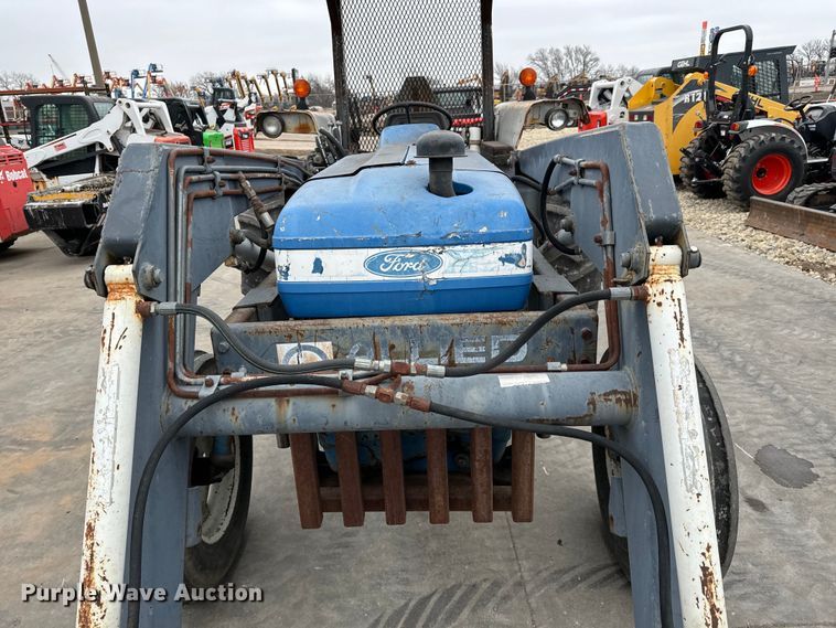 image for item NU9508 Ford  4610 tractor