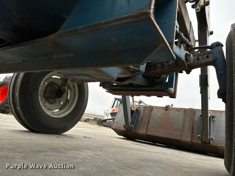 image for item NU9508 Ford  4610 tractor