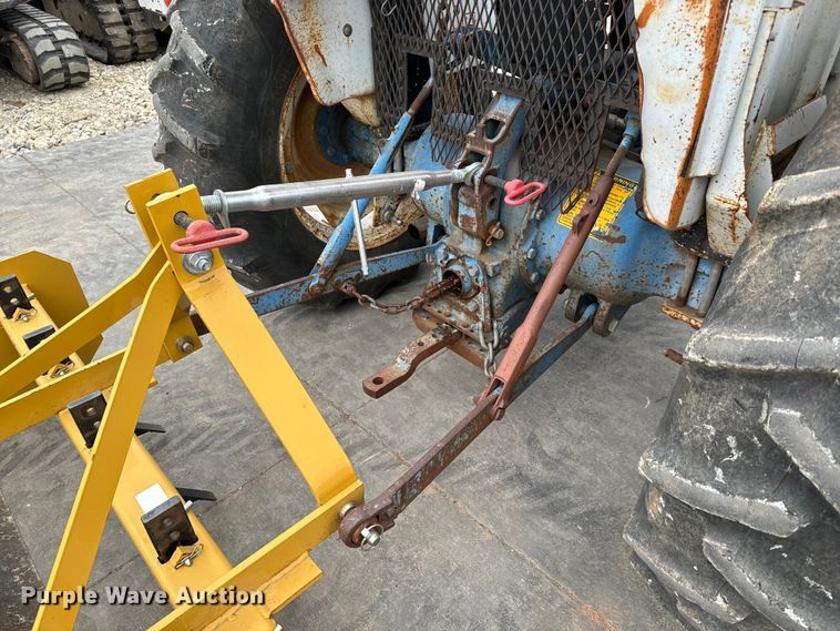 image for item NU9508 Ford  4610 tractor