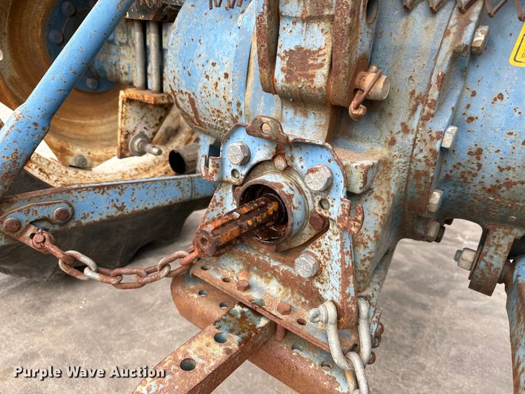 image for item NU9508 Ford  4610 tractor