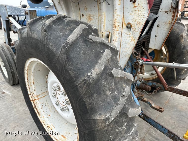image for item NU9508 Ford  4610 tractor