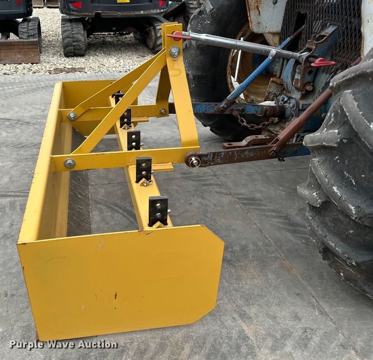 image for item NU9508 Ford  4610 tractor