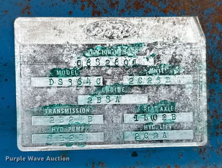 image for item NU9508 Ford  4610 tractor