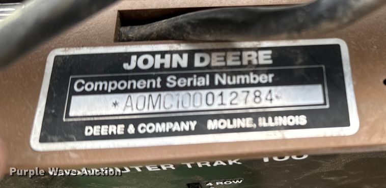 image for item NU9521 John Deere 7000 planter