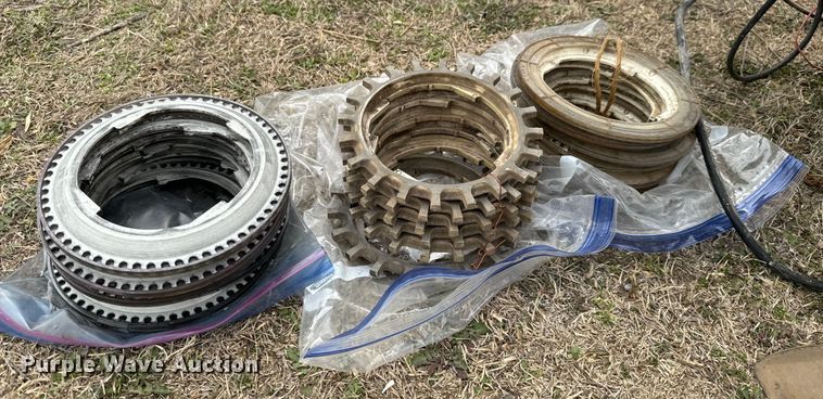 image for item NU9521 John Deere 7000 planter