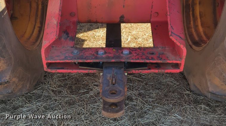 image for item NZ9308 1980 Versatile 875 4WD tractor