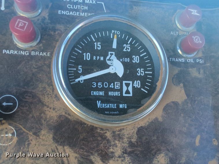 image for item NZ9308 1980 Versatile 875 4WD tractor