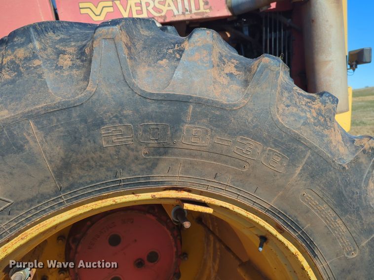 image for item NZ9308 1980 Versatile 875 4WD tractor