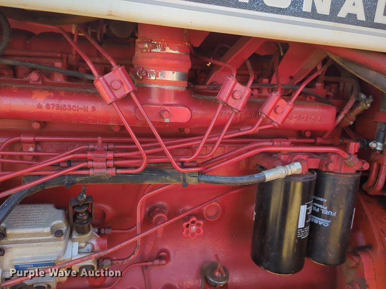 image for item NZ9309 International Harvester Farmall 1066 tractor