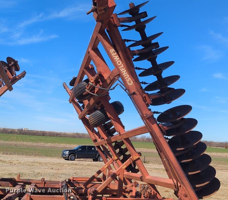 image for item NZ9310 Sunflower 79H4-38 tandem disk