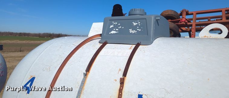 image for item NZ9311 (2) NH3 tank trailers