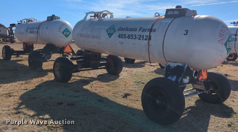 image for item NZ9311 (2) NH3 tank trailers