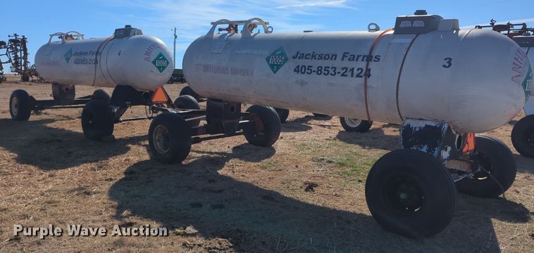 image for item NZ9311 (2) NH3 tank trailers