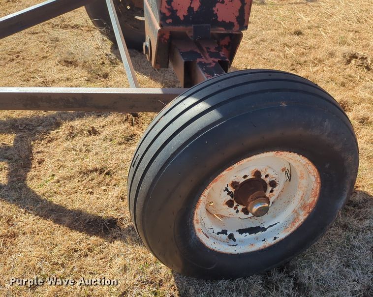 image for item NZ9311 (2) NH3 tank trailers