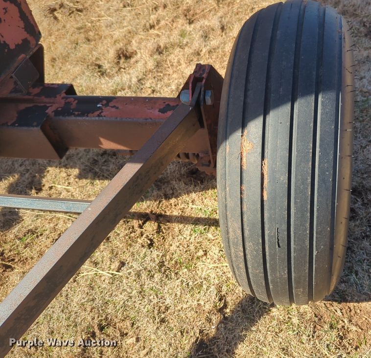 image for item NZ9311 (2) NH3 tank trailers