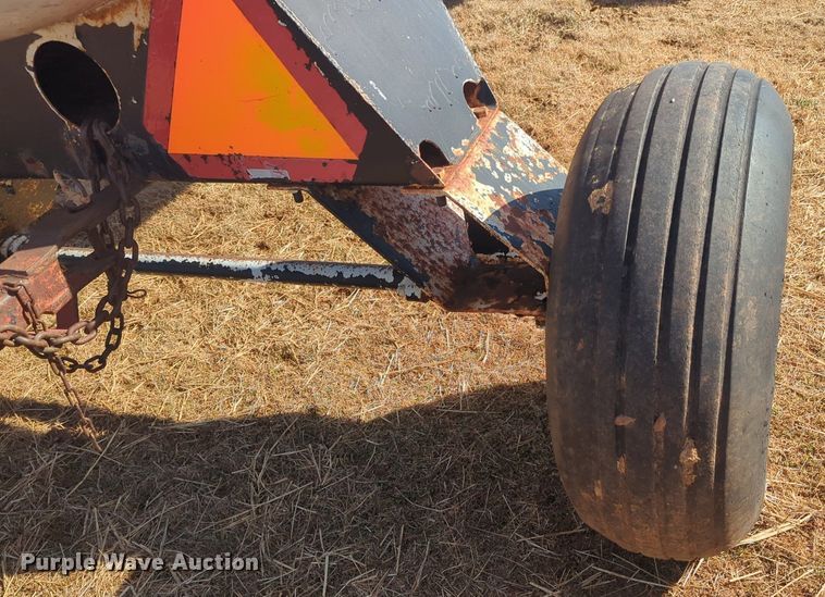 image for item NZ9311 (2) NH3 tank trailers