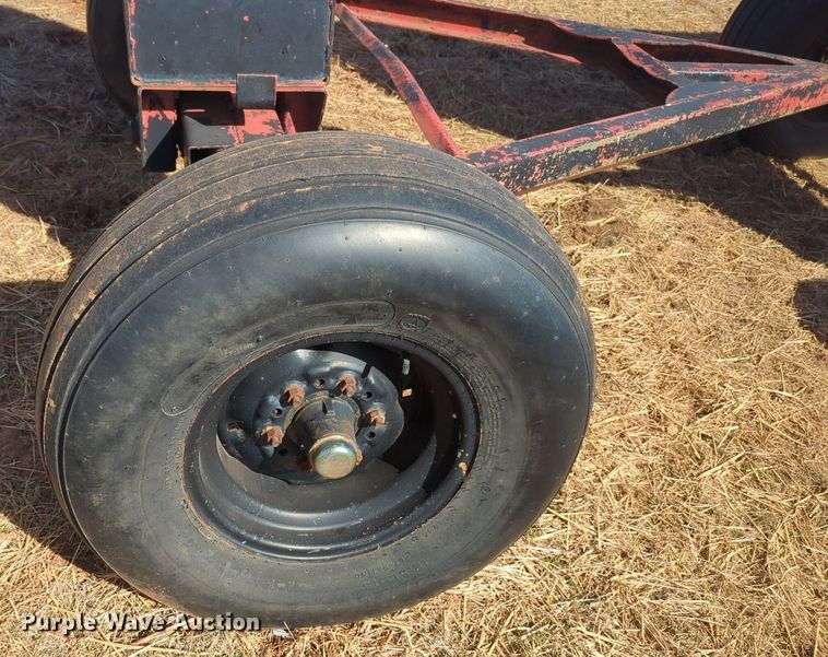 image for item NZ9311 (2) NH3 tank trailers