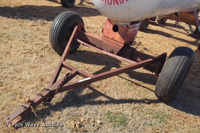 image for item NZ9312 (2) NH3 tank trailers