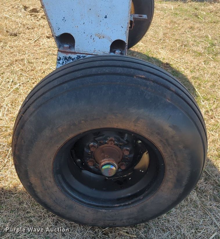 image for item NZ9312 (2) NH3 tank trailers