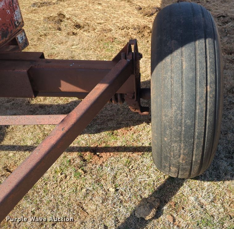 image for item NZ9312 (2) NH3 tank trailers