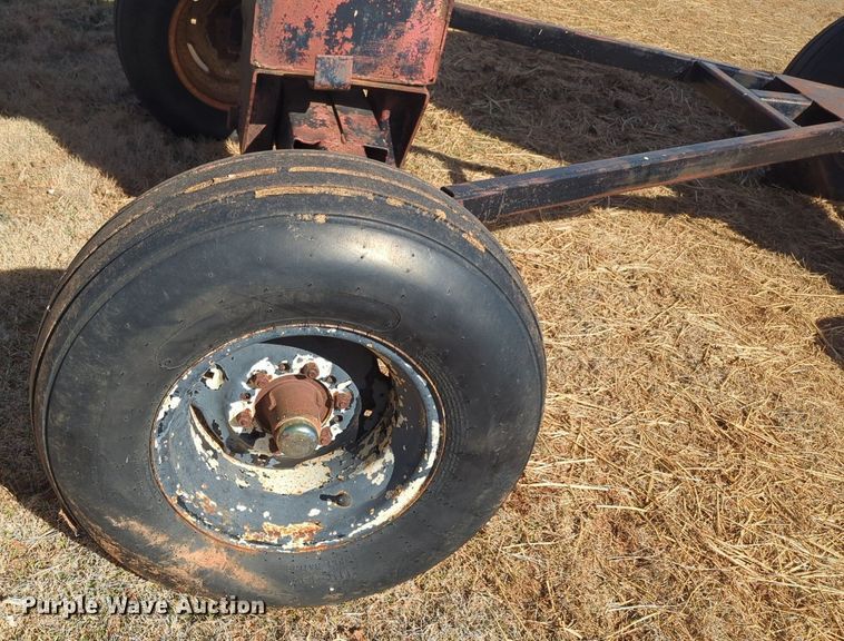 image for item NZ9312 (2) NH3 tank trailers