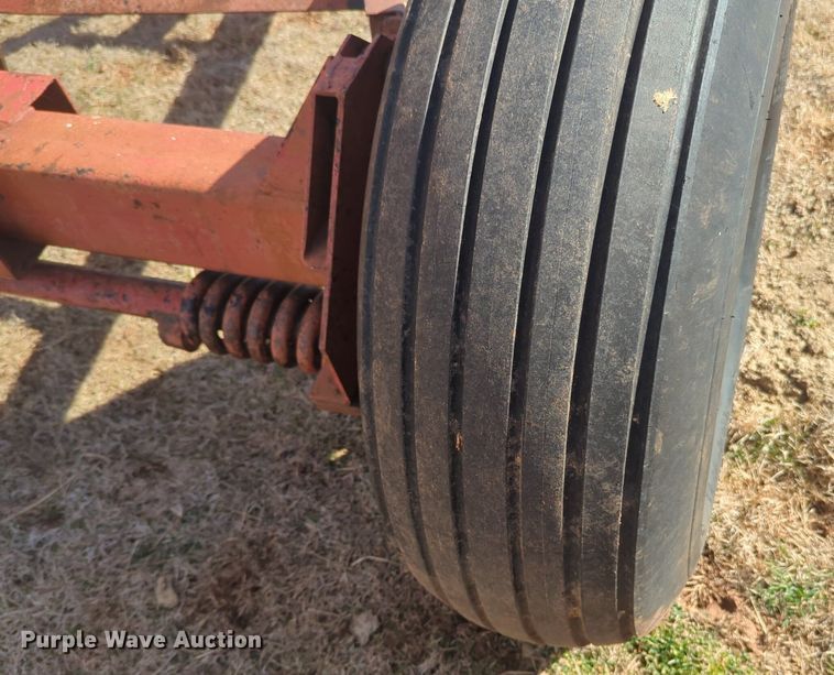 image for item NZ9312 (2) NH3 tank trailers