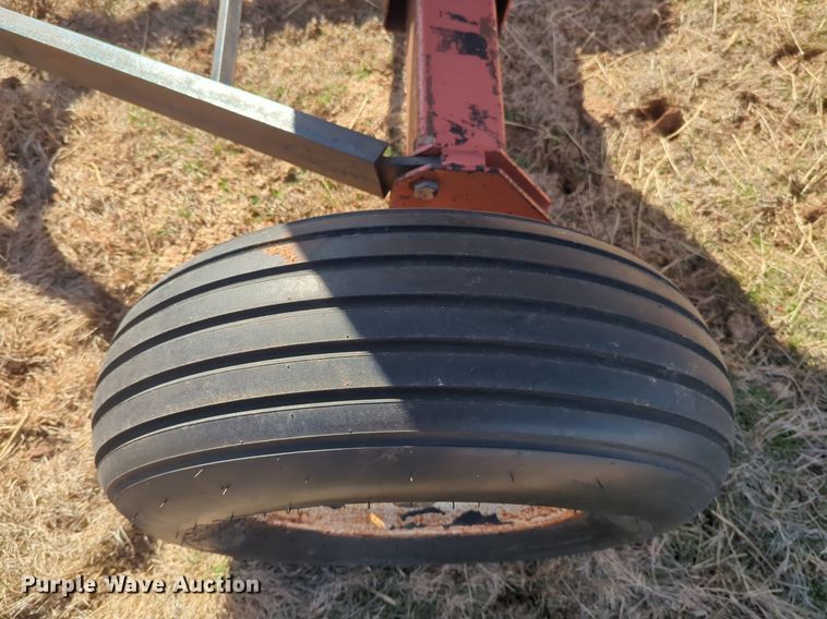 image for item NZ9313 (2) NH3 tank trailers