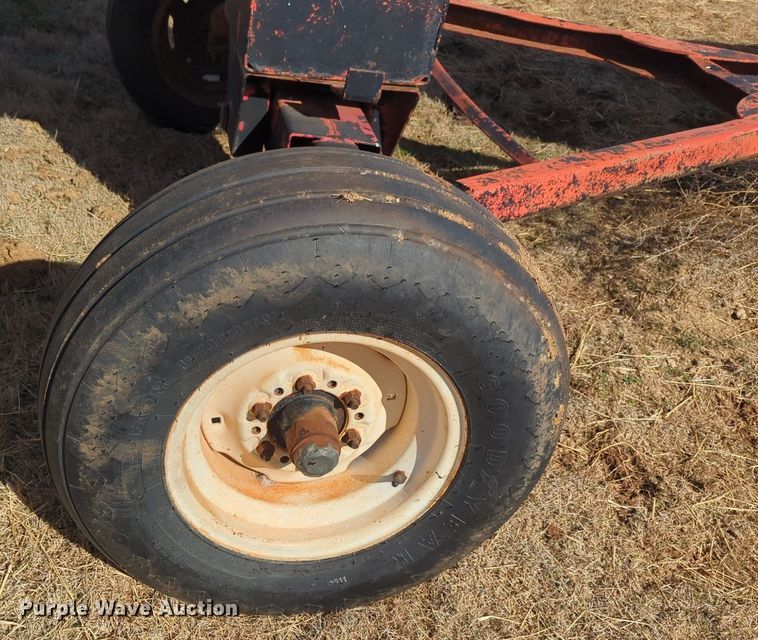 image for item NZ9313 (2) NH3 tank trailers