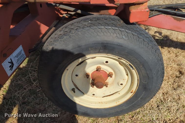 image for item NZ9314 Hesston  3991 hay rake