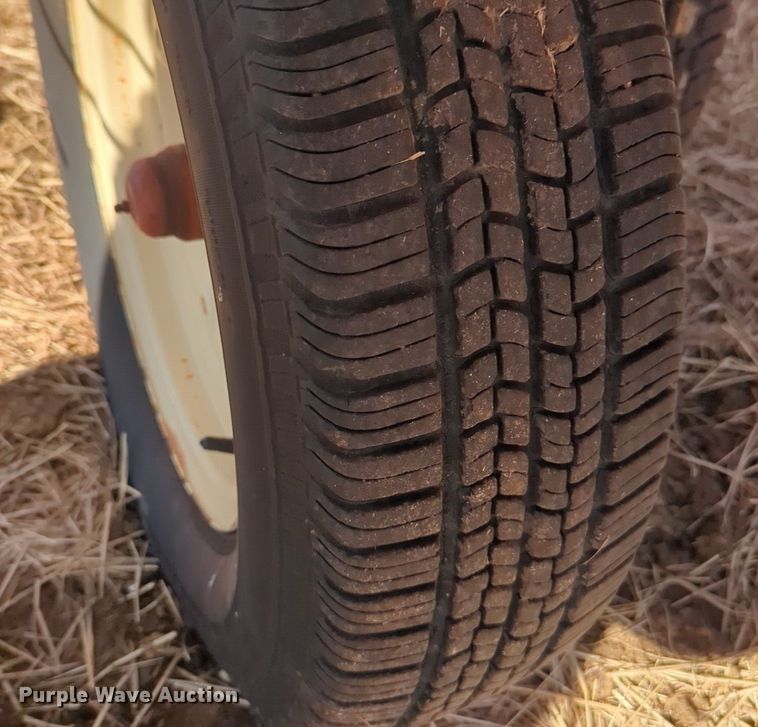 image for item NZ9314 Hesston  3991 hay rake