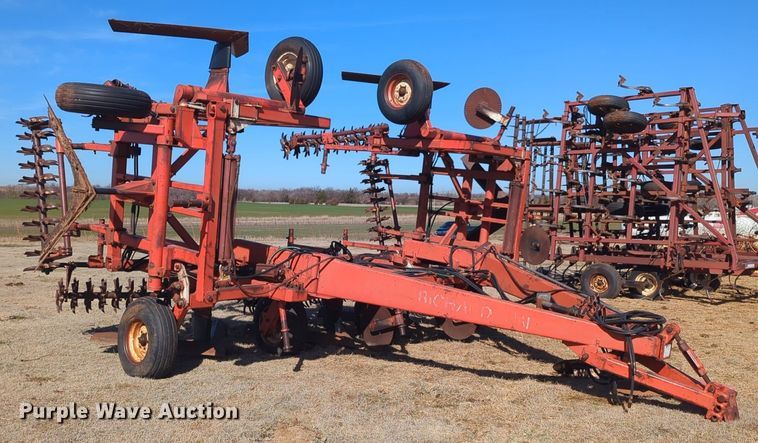 image for item NZ9316 Richardson  sweep plow