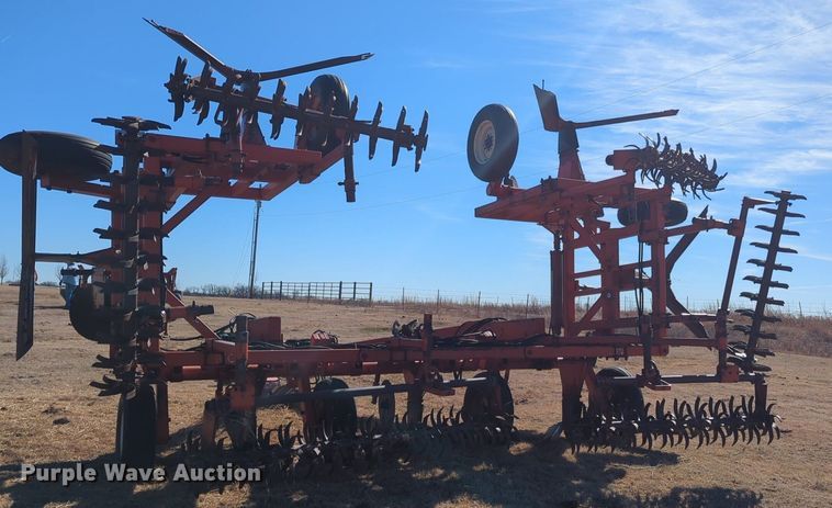 image for item NZ9316 Richardson  sweep plow