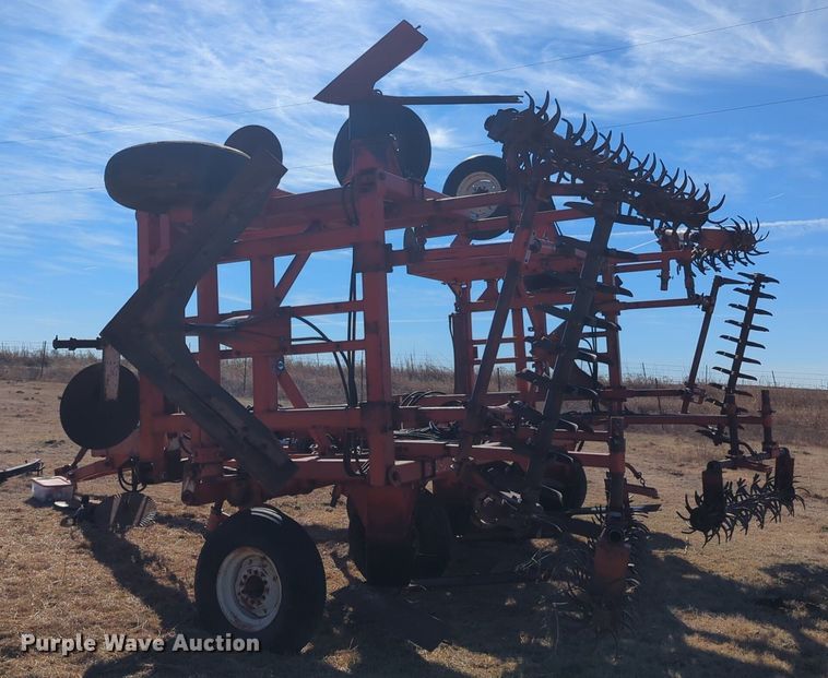 image for item NZ9316 Richardson  sweep plow