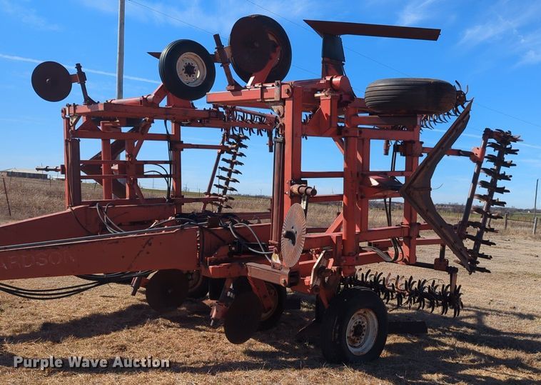 image for item NZ9316 Richardson  sweep plow