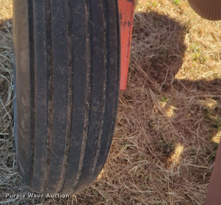 image for item NZ9316 Richardson  sweep plow