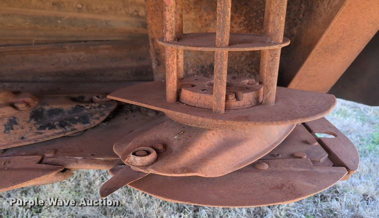 image for item NZ9317 Hesston 1340 disc mower