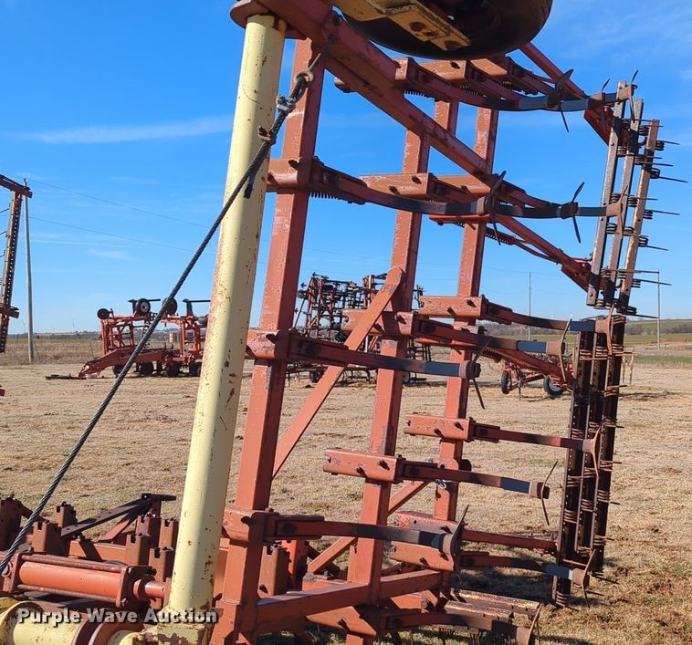 image for item NZ9320 Krause field cultivator