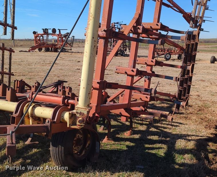 image for item NZ9320 Krause field cultivator