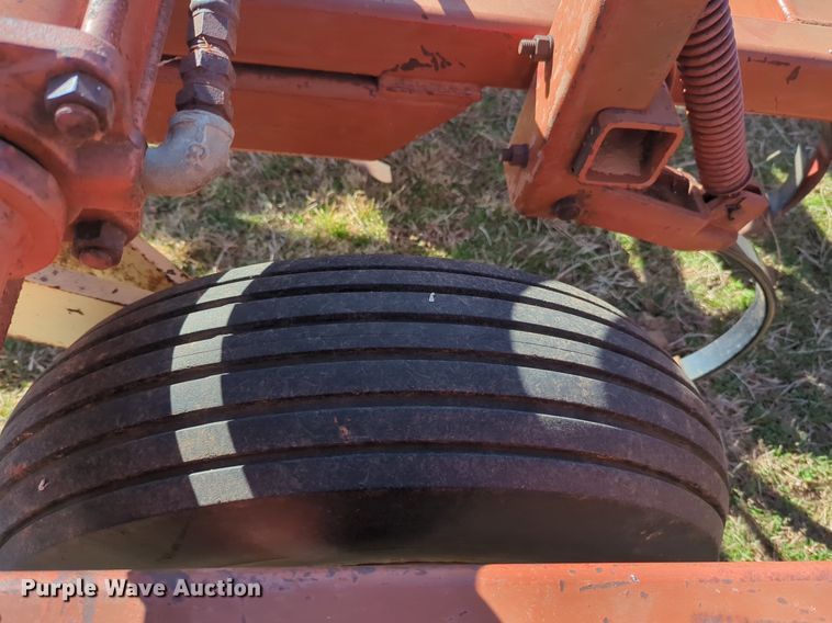 image for item NZ9320 Krause field cultivator