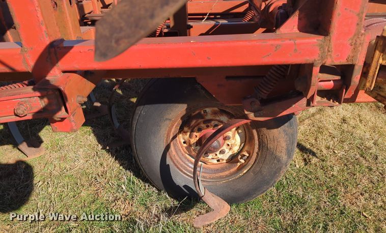 image for item NZ9320 Krause field cultivator