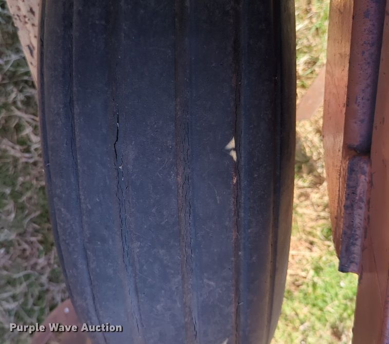 image for item NZ9320 Krause field cultivator