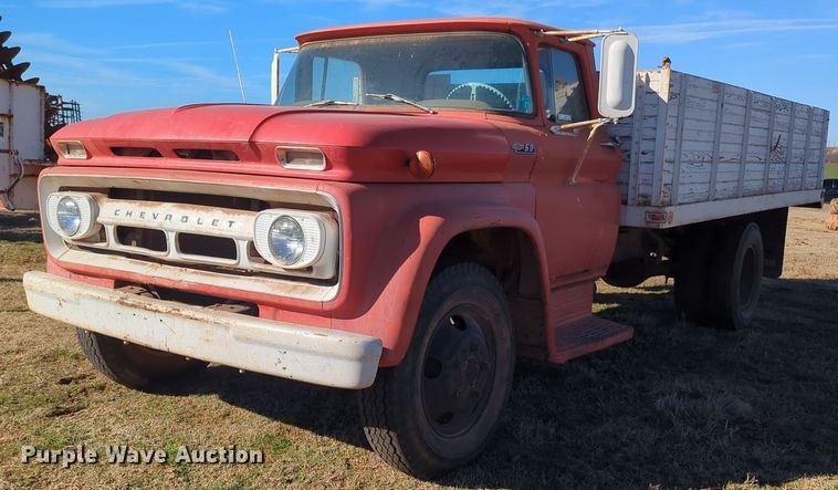image for item NZ9324 1962 Chevrolet C60 grain truck